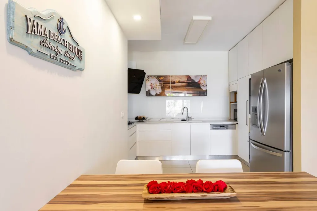 GW002 Gugel Waves Amazing Seaview & Garden Family Apartments