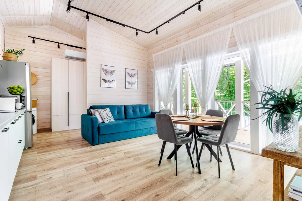 Коттедж "ДЫШИ"...Уютный  Дом в лесу — Светлый