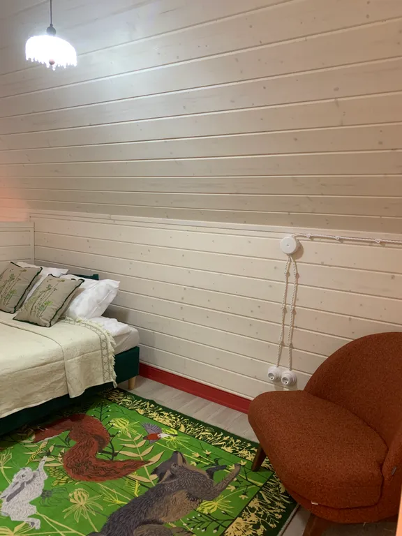 Красная Матрешка - глэмпинг в лесу