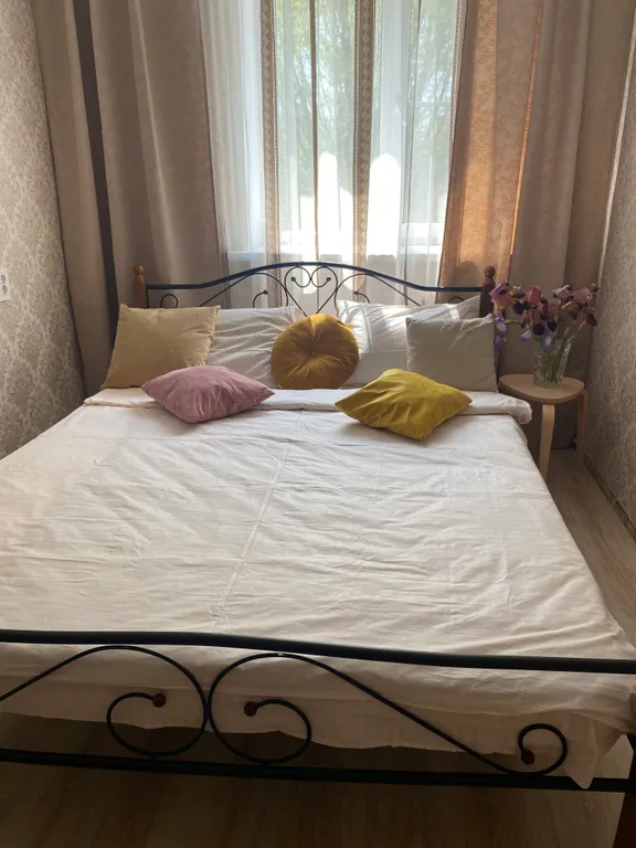 Просторная квартира — аренда посуточно в Сальск