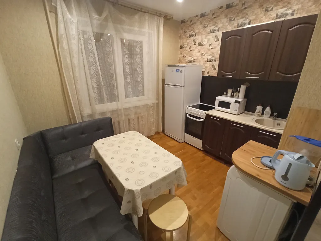 Квартира 1-комнатная Квартира — Кировск