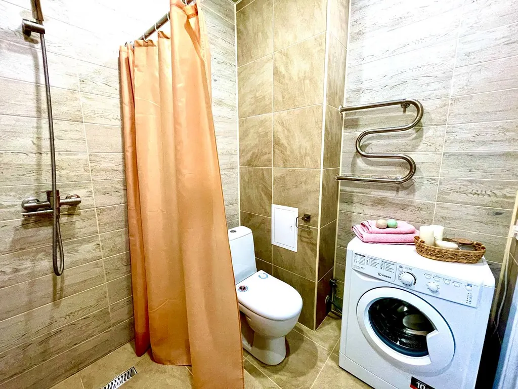 Современная квартира недалеко от центра