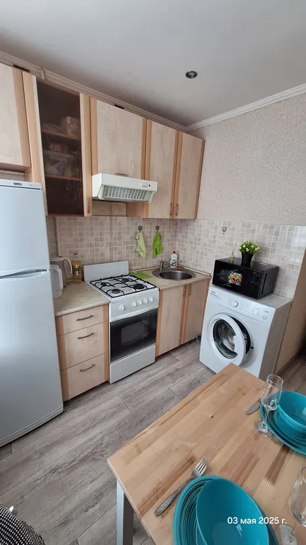 Квартира Квартира с панорамным балконом в самом центре города — Курск