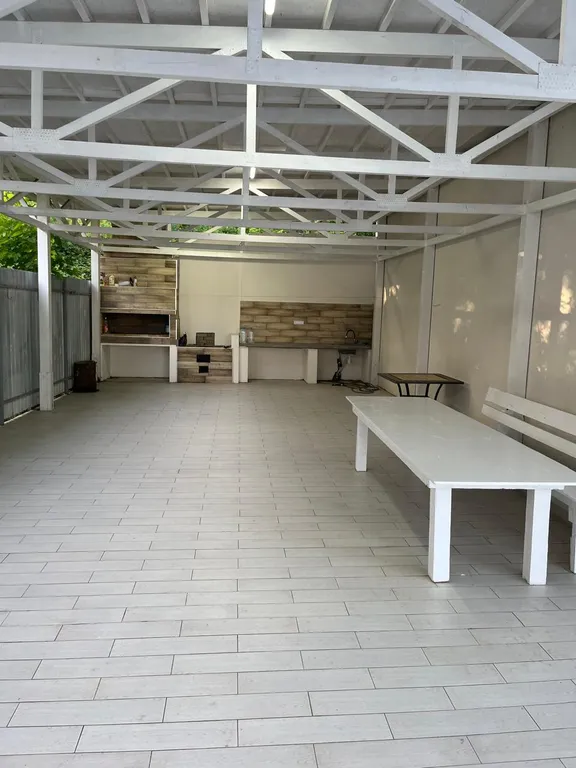 Дом-вилла с бассейном