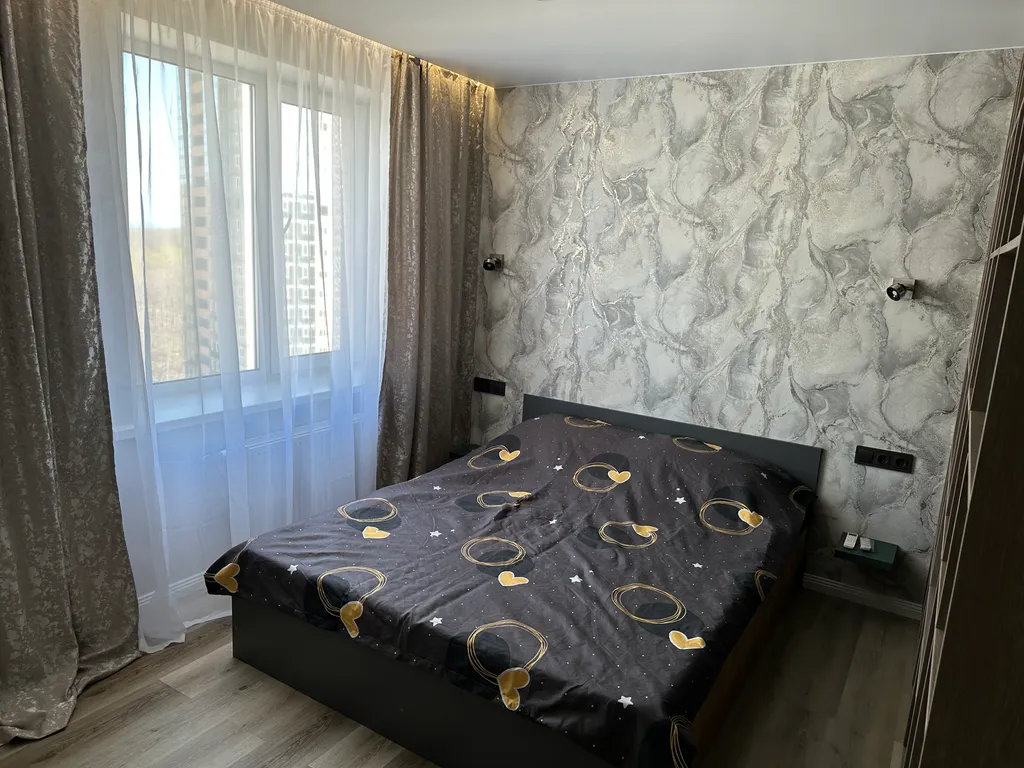 Отличная квартира возле зелёного угла