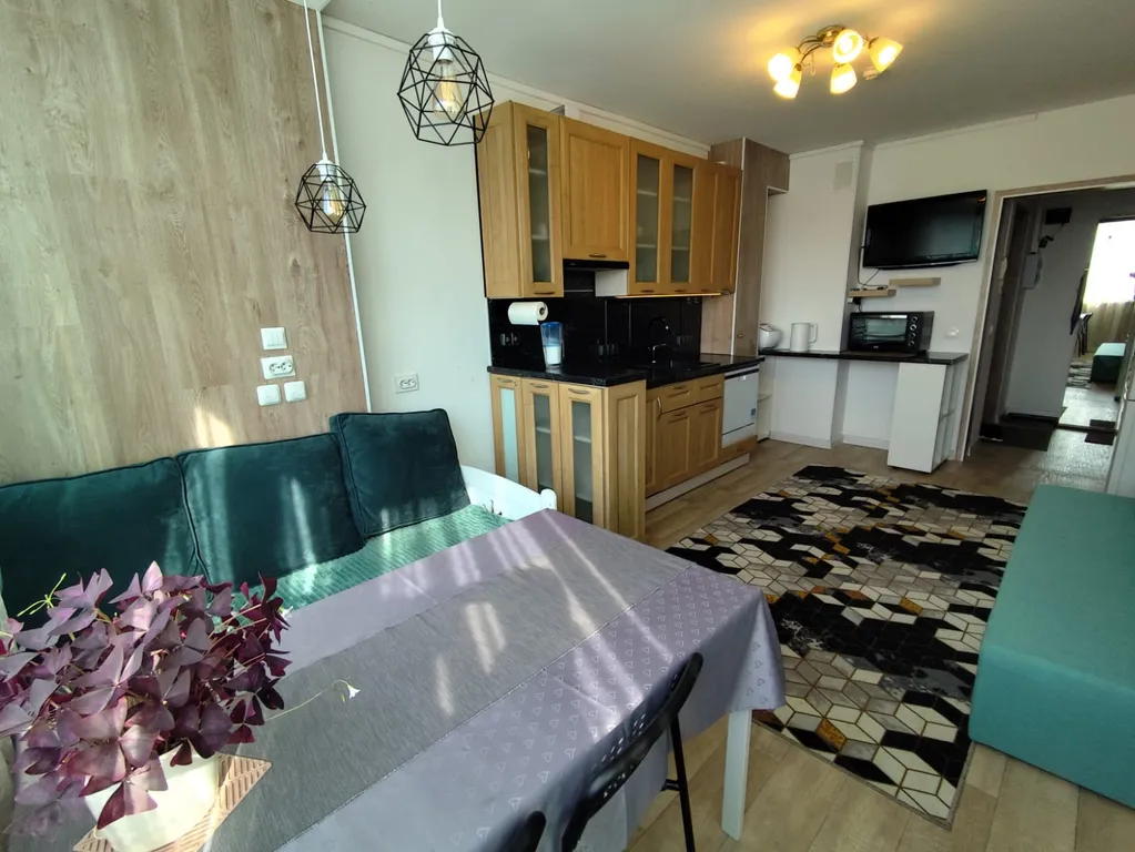 Комфортная квартира до 8 гостей (евротрёшка)