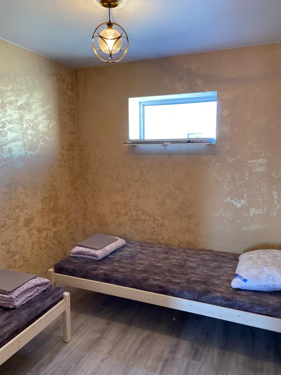 Коттедж 2х этажный с бассейном на 14 человек