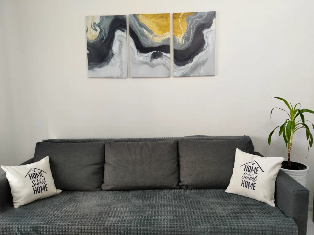 Квартира со свежим ремонтом в новом доме с лифтом