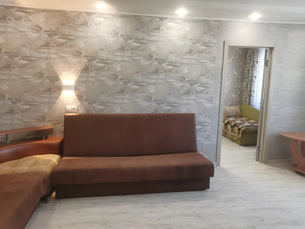 Двухкомнатная квартира в центре Норильска — аренда посуточно в Норильск