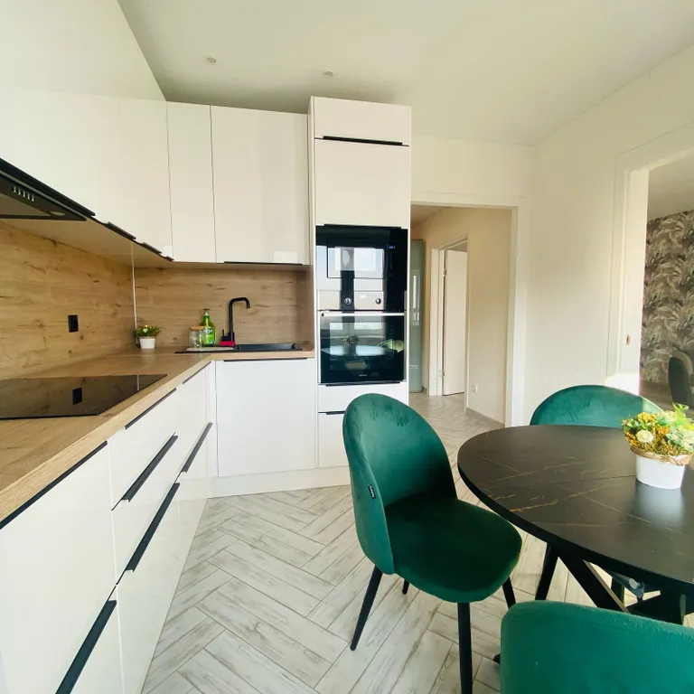 Двухкомнатная квартира с балконом