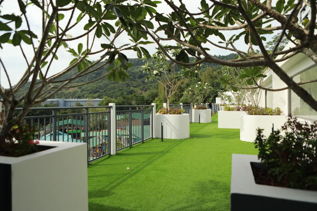 Новая квартира с двумя спальнями и бассейном у моря, пляж Камала