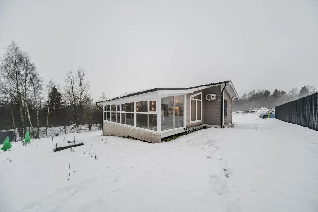 Коттедж Загородный дом с кедровой баней — Светлое