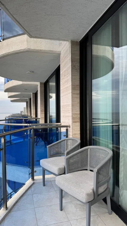 Студия 1004 в Панораме Квариати (Батуми, пригород) с выходом на пляж