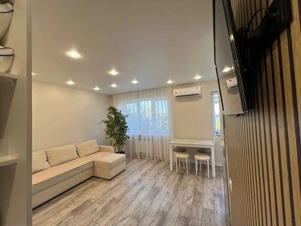 Квартира Квартира Дизайнерская студия, 5 минут пешком до набережной — Волгоград