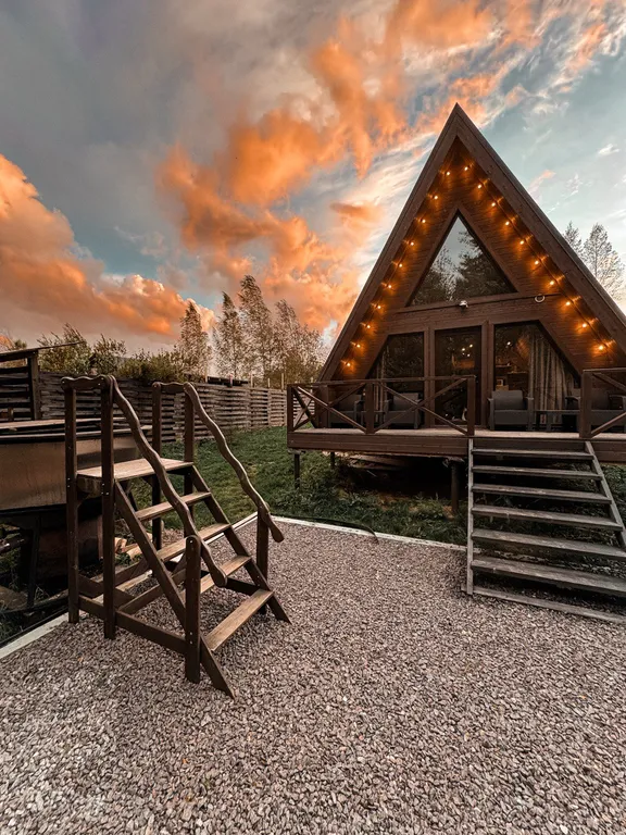 Коттедж Просторный дом A-frаmе у леса — Кискелово