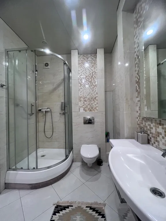 2-комнатная люкс на Энтузиастов