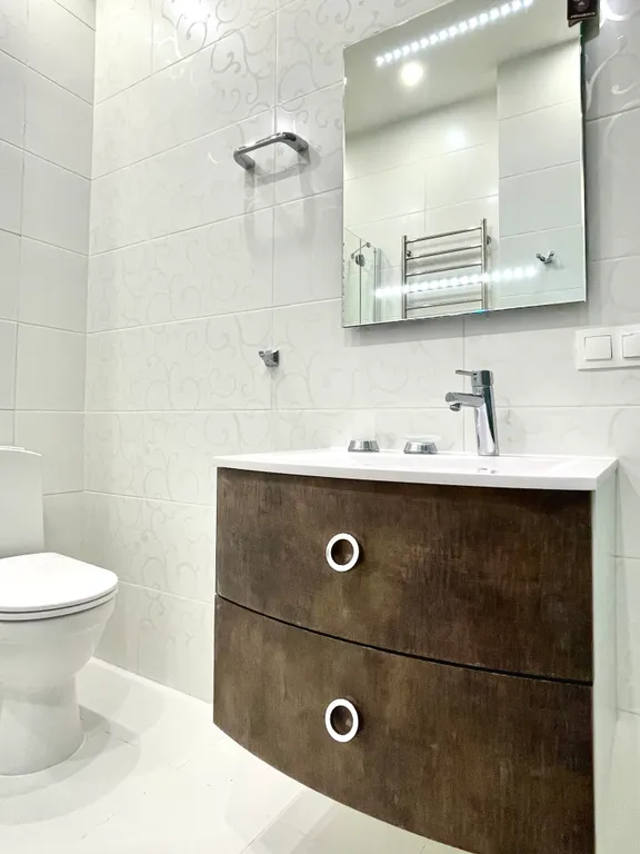 Апартаменты с террасой в тени вековых кедров с видом на море