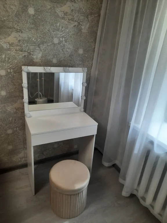 2-комнатная Квартира — аренда посуточно в Боровичи