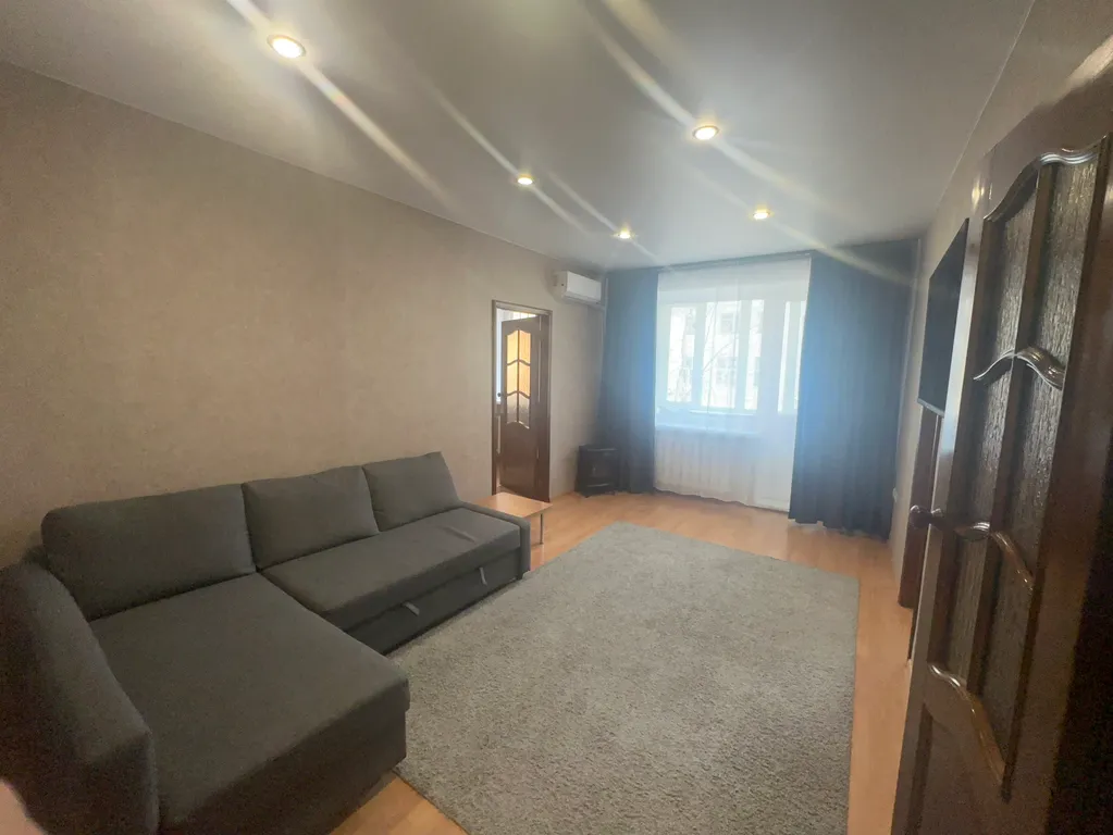 Уютная двухкомнатная квартира рядом с жд вокзалом