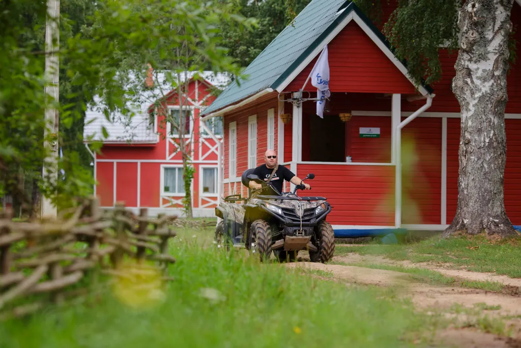 Коттедж Дом егеря — Волхов