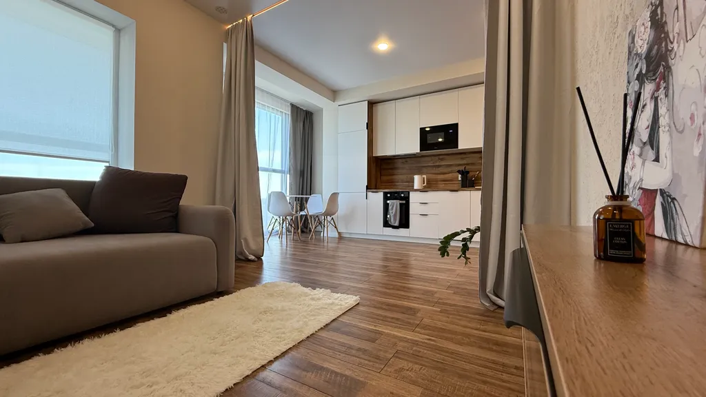 Квартира с панорамным окном в ЖК Оазис во Владивостоке с парковкой — аренда посуточно в Владивосток