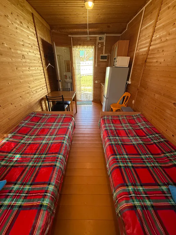 Квартира Жилая комната с двумя односпальными кроватями — Апшеронск