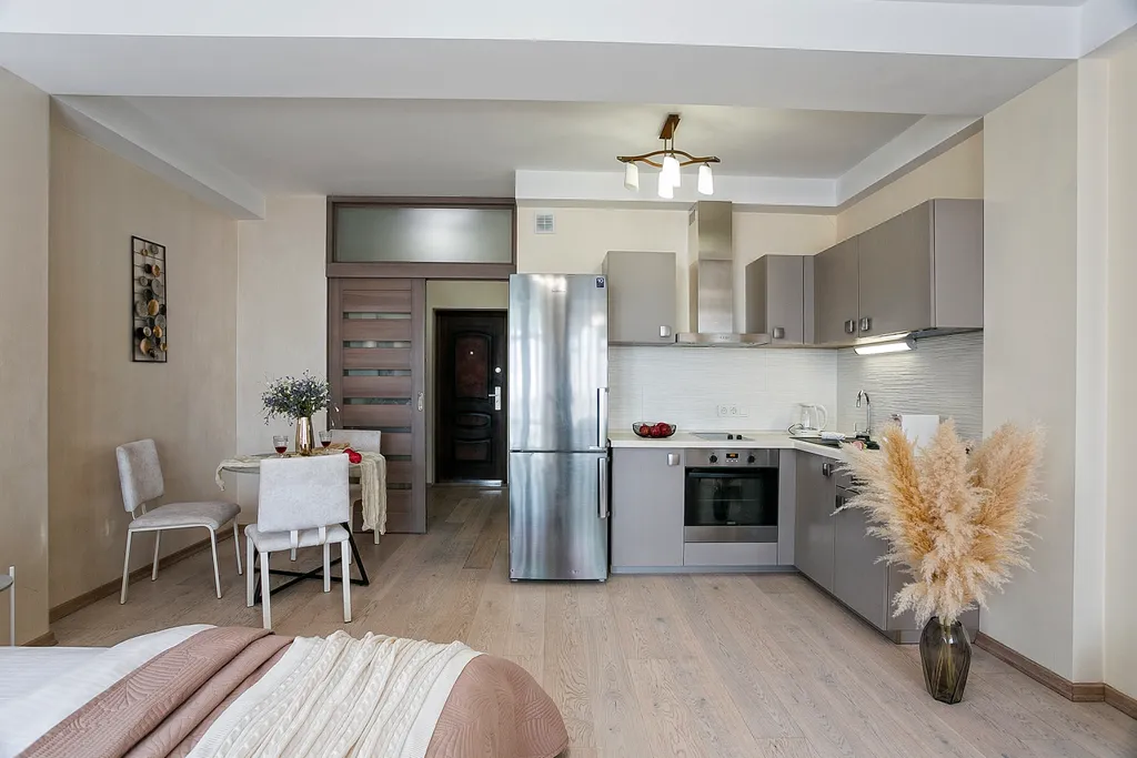 Садовая. В самом центре, вид на море