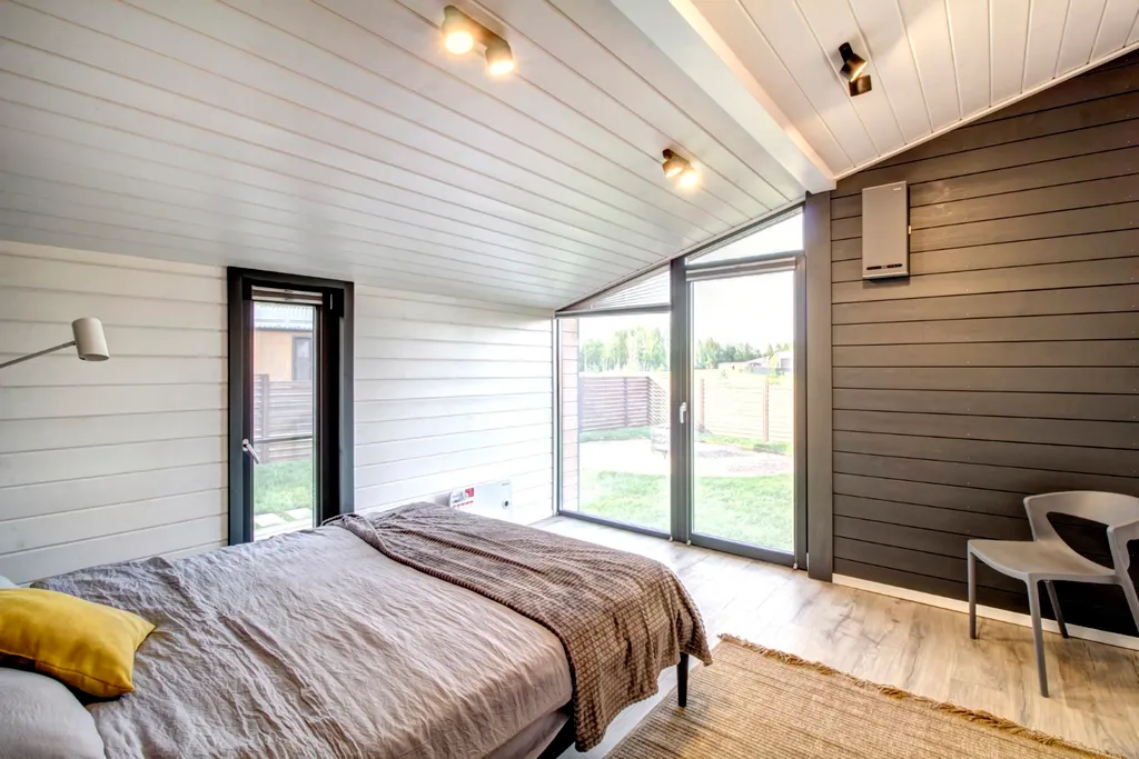 Уютный дoм с видом на лес в молoдoм пocёлкe