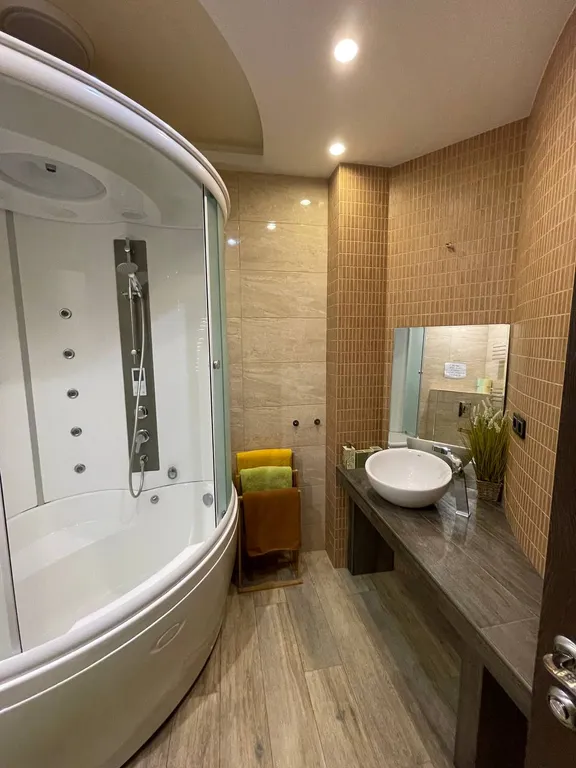 Уютный дом с дизайнерским ремонтом