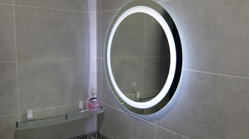 Приватный дом, 3 спальни, 2 минуты пешком до Регистана