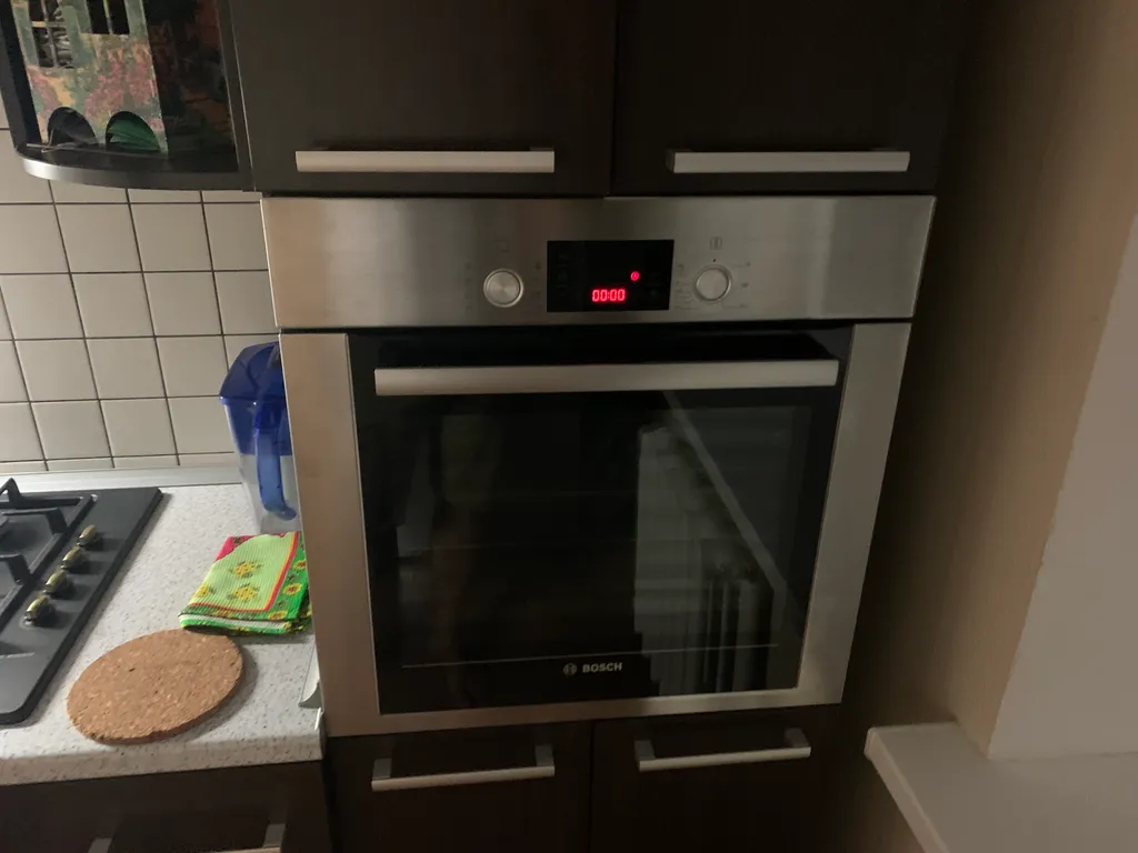 Двухкомнатная квартира в новом чистом районе с видом на парк