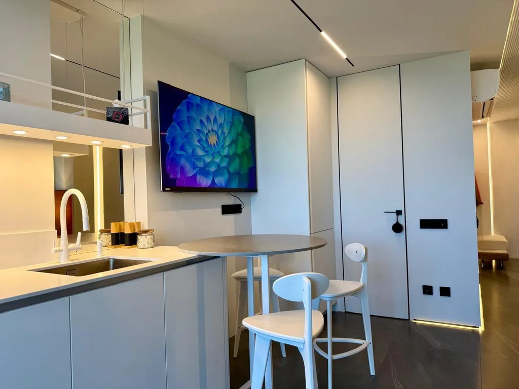 Квартира у моря, бухта Патрокл