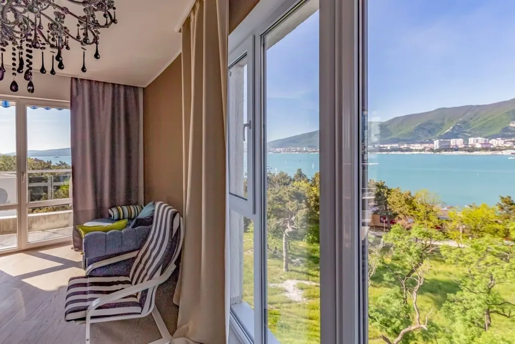 2-комнатная квартира с террасой и красивым видом