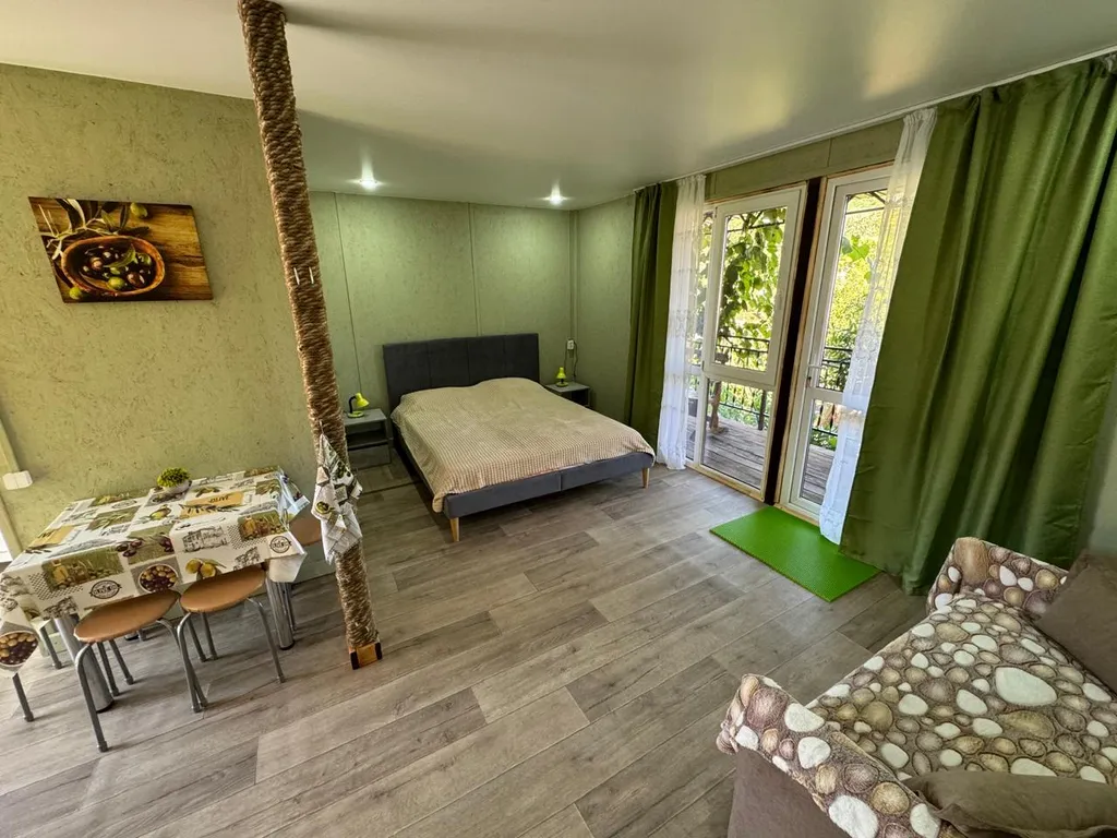 Шикарная студия у моря с 2 балконами