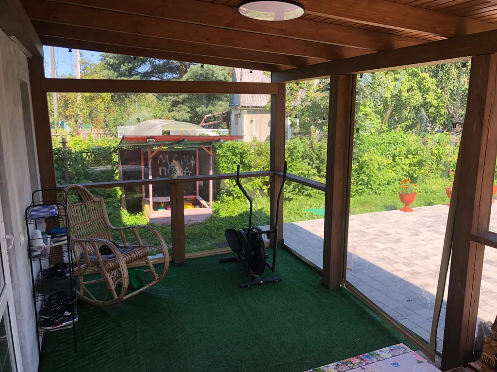 Дом в черте города в тихом дачном обществе