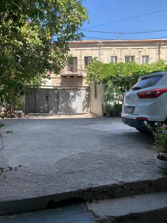 Апартаменты в трёх уровнях у моря