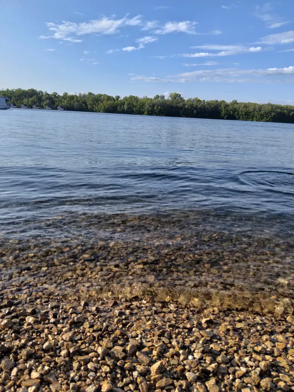 Рядом с центром просторная 2комн