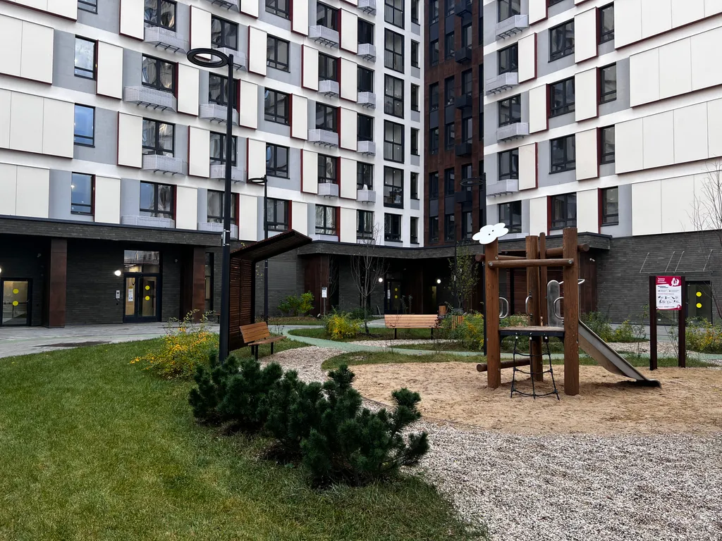 Квартира Квартира Студия с балконом в ЖК Бунинские Кварталы, 150 м до магазинов — Москва