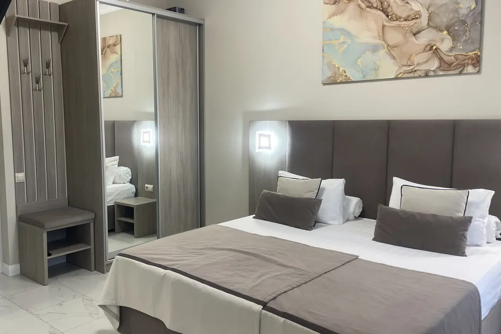 Квартира Апартаменты на берегу моря с шикарным видом на горы — Лазаревское