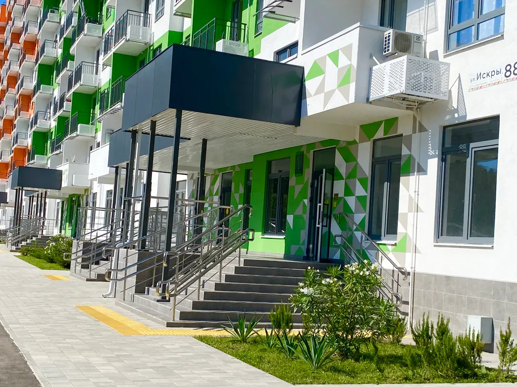 Студия с дизайнерским ремонтом рядом с морем в новом ЖК Летний