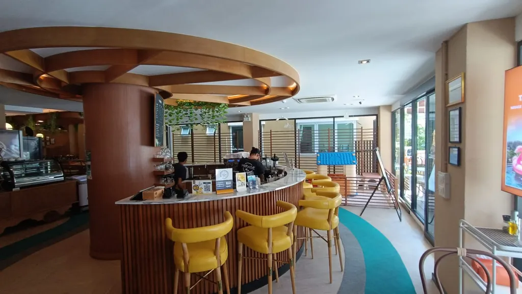 Просторная квартира у океана с окнами на восход