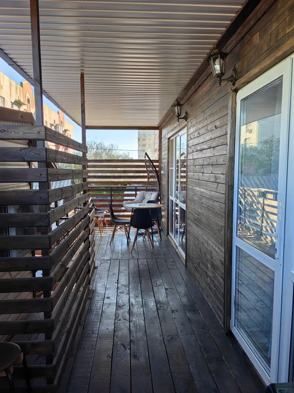 Апартамент с собственной терассой в 7 минутах до моря