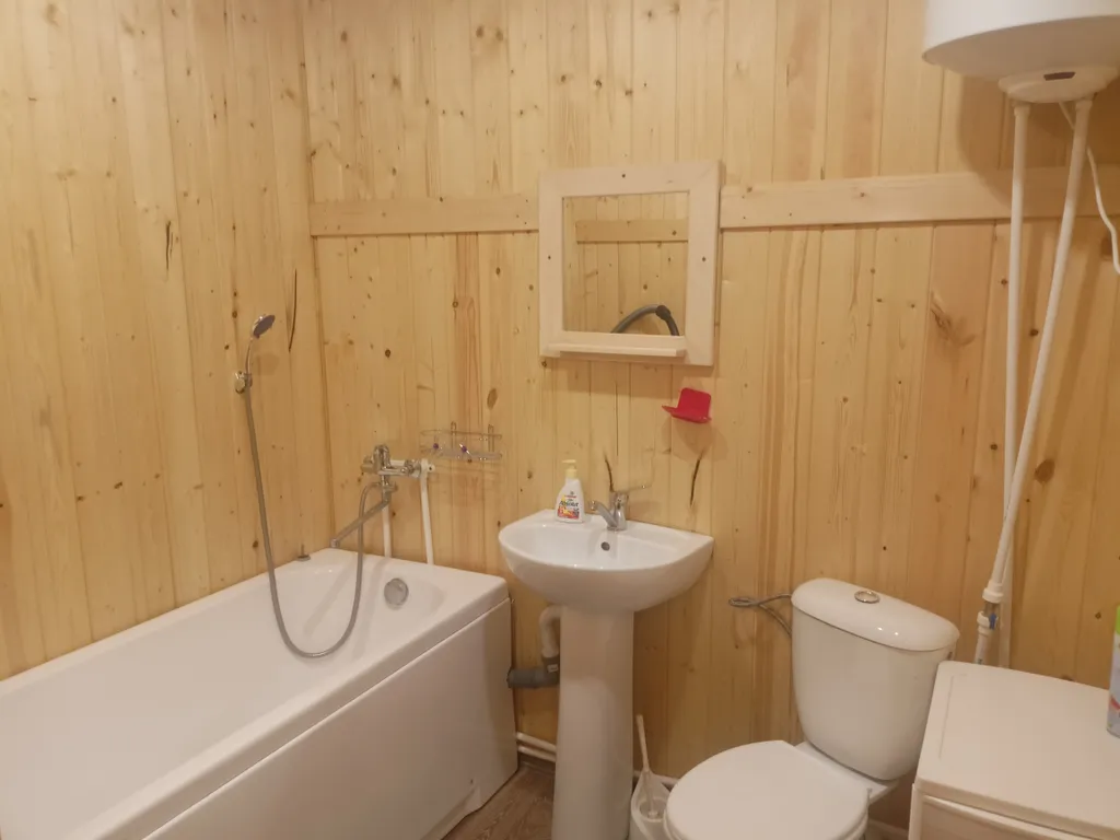 Уютный домик недалеко от причала