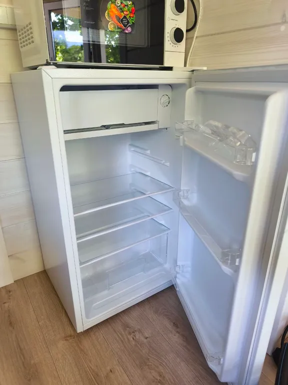 Новый деревянный современный дом в 2 минутах от моря