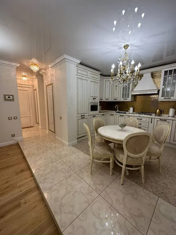 Светлые апартаменты в самом центре