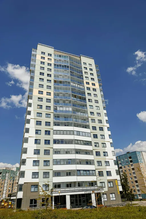 Просторная квартира студия напротив Тринити