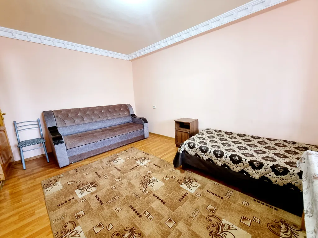 Квартира на набережной