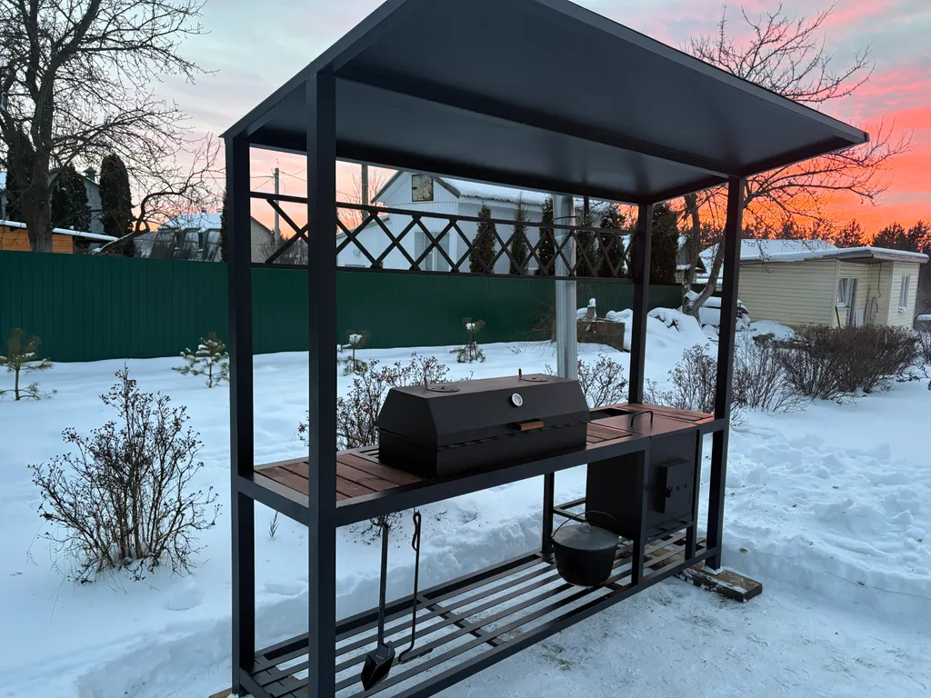 Сруб из бревна с баней внутри