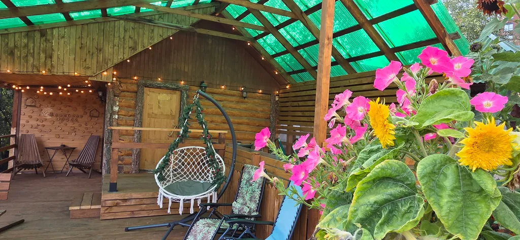 Коттедж с баней и бассейном-купелью в уникальном месте