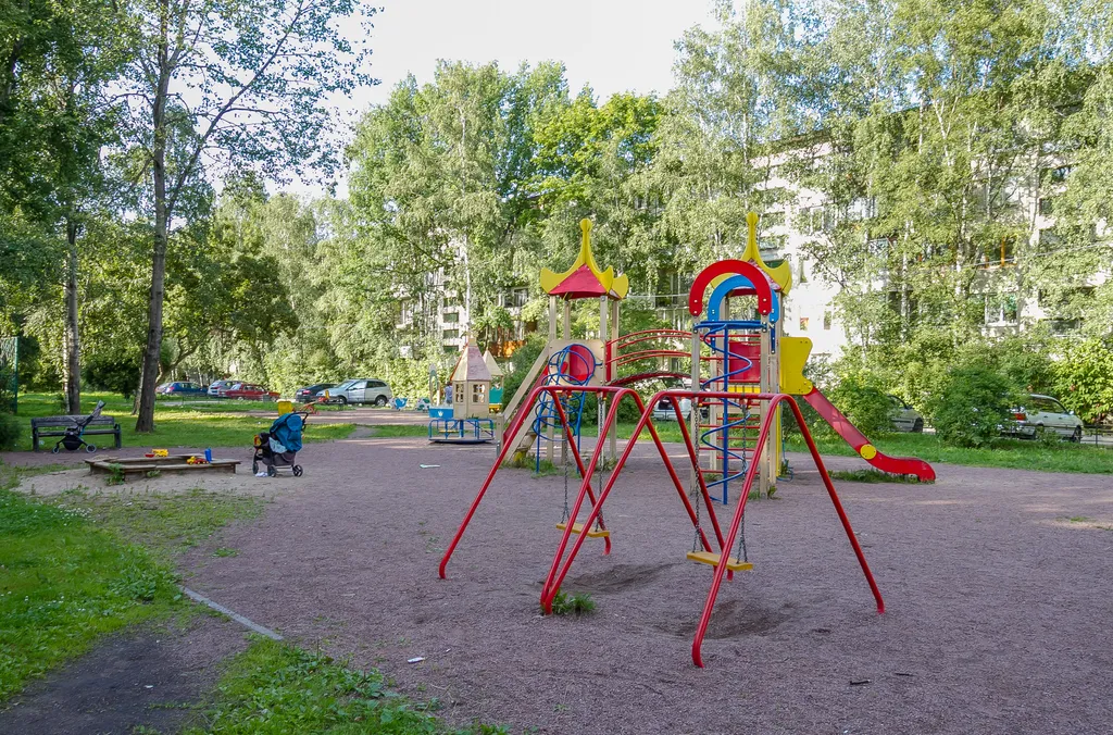 Уютная двухкомнатная квартира в Невском районе